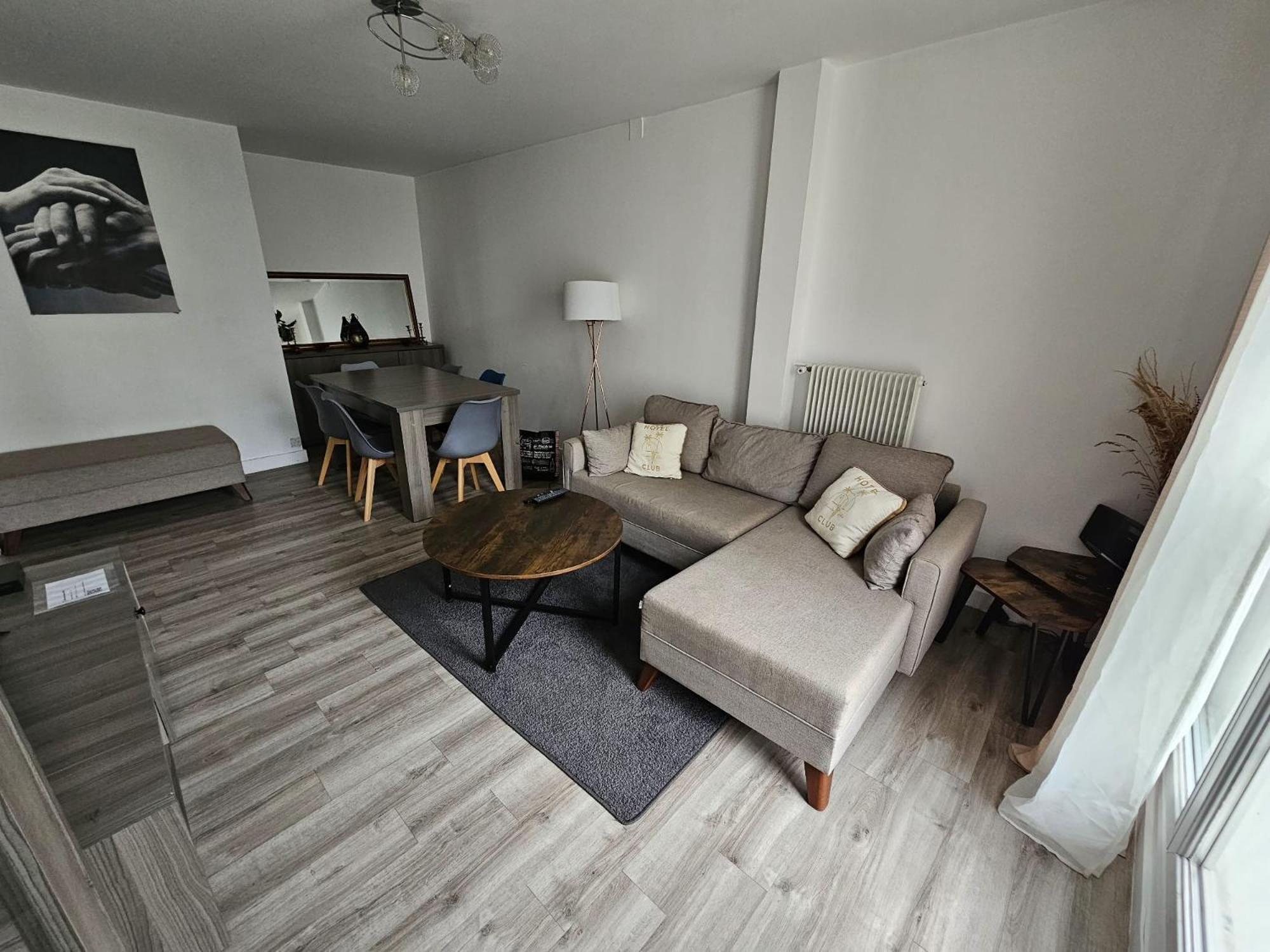 Charmant Pied-A-Terre Entre Paris Et Disneyland - Rer A Et E Lägenhet Villiers-sur-Marne Exteriör bild